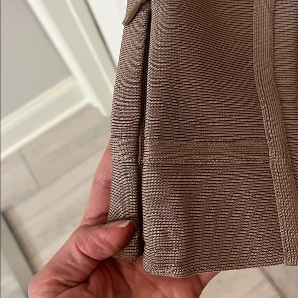 Herve Leger Fiorella Leggings - Picture 8 of 8